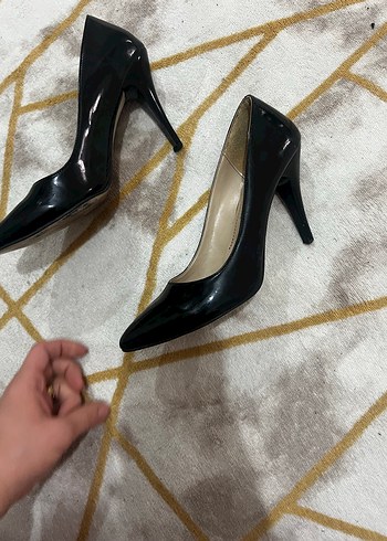 Parlak Siyah Yılan Desenli Stiletto Topuklu - Görsel 5