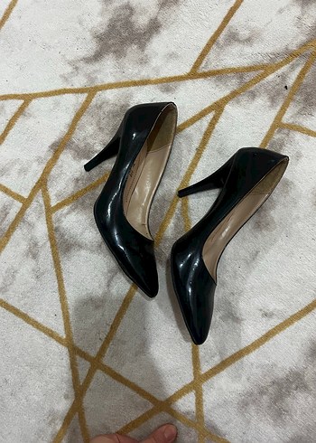 Parlak Siyah Yılan Desenli Stiletto Topuklu - Görsel 3