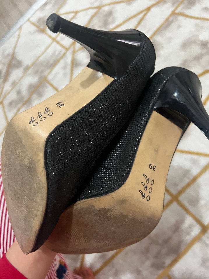 Siyah Simli Yılan Desenli Stiletto - Görsel 4