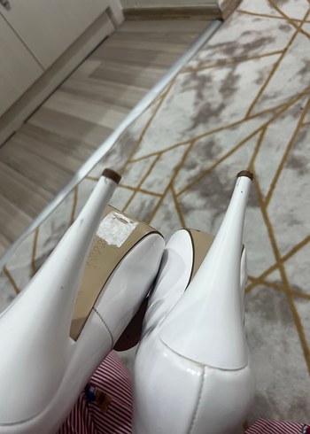 Beyaz Rugan Kadın Stiletto Topuklu Ayakkabı - Görsel 11