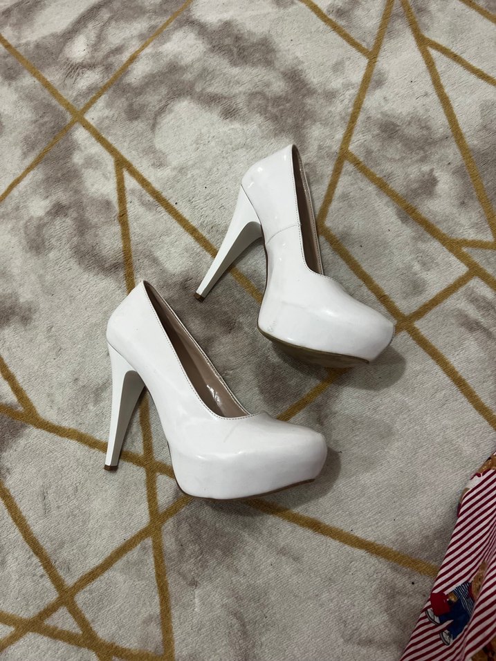 Beyaz Rugan Kadın Stiletto Topuklu Ayakkabı - Görsel 5