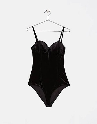 Bershka Gogsu sudyen kulplu bodysuit