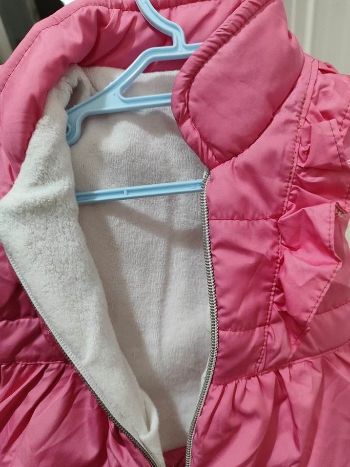 Kız Çocuk Pembe Fırfırlı Kolsuz Yelek - Görsel 3