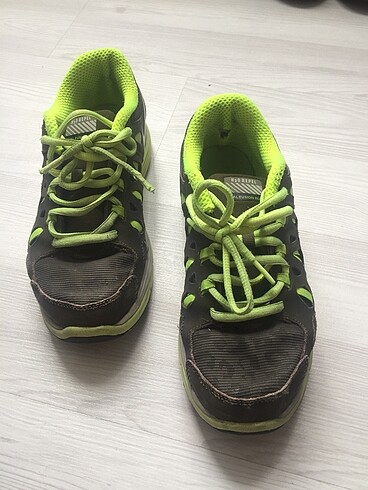 38 Beden Nike spor ayakkabısı
