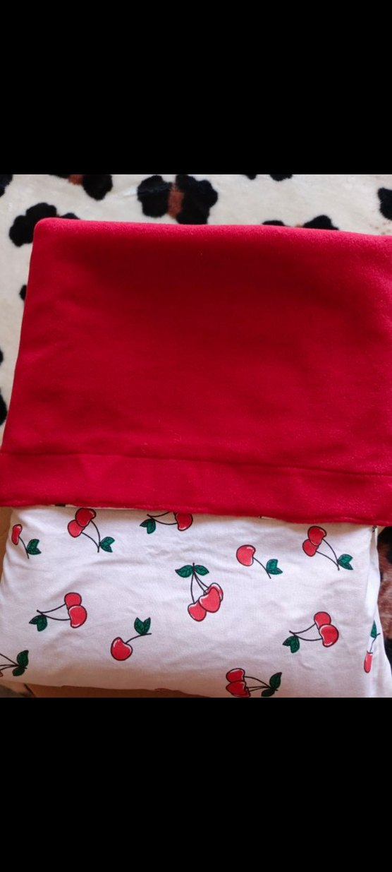 Renkli Baskılı Kırmızı Çocuk Battaniyesi - Görsel 3