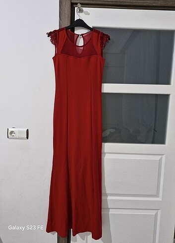s Beden kırmızı Renk Uzun elbise