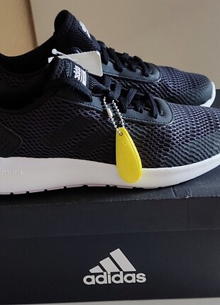 Adidas Spor Ayakkabı