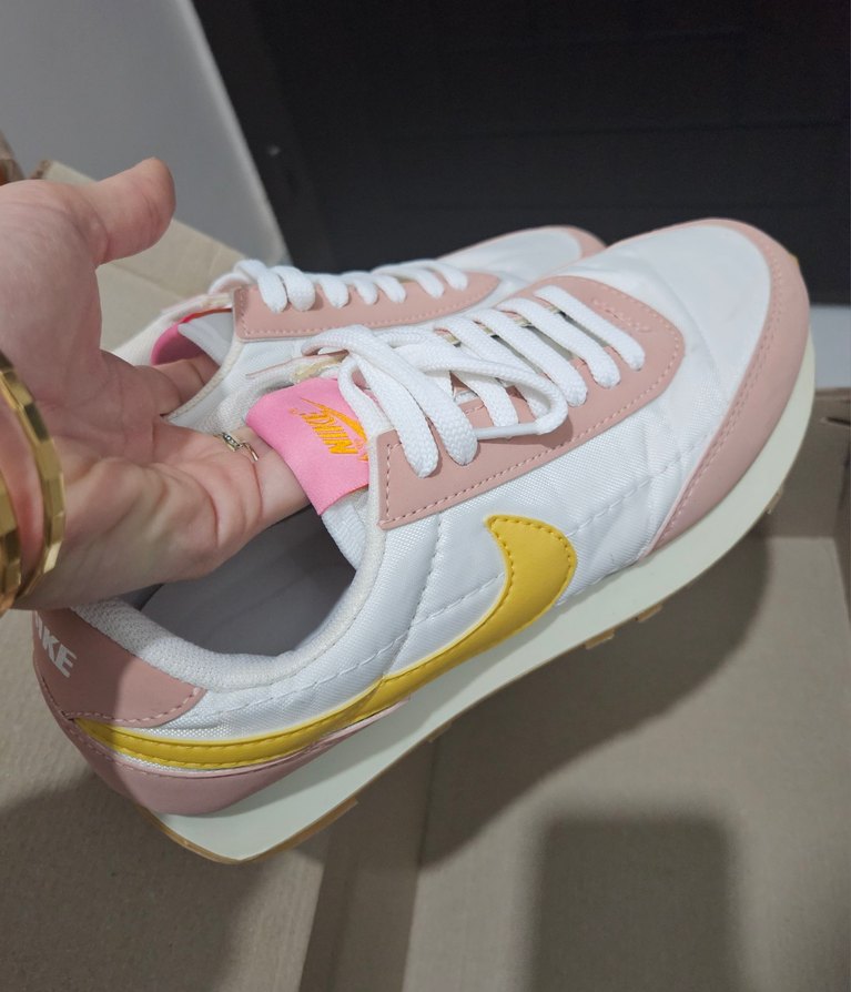 Pembe Nike Spor Stiletto Topuklu Sneaker - Görsel 2