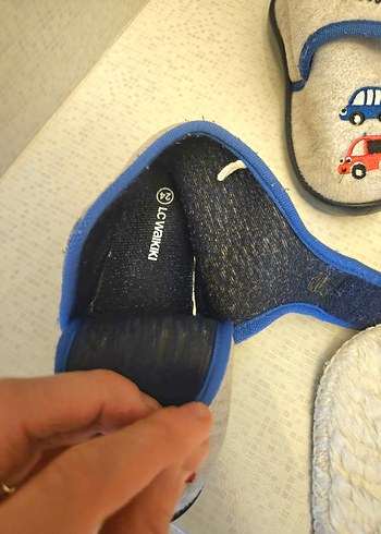 Gri Erkek Çocuk Kaydırmaz Ev Terliği - Görsel 3