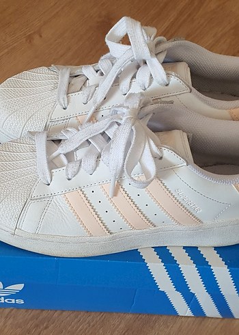 38,5 Beden beyaz Renk Adidas Superstar Beyaz Kadın Spor Ayakkabı