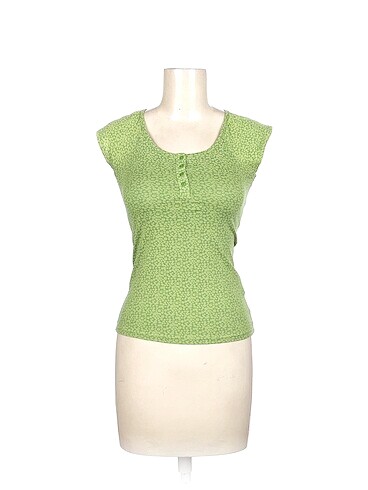 PreLoved T-shirt %70 İndirimli.