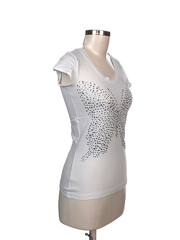 LC Waikiki LC Waikiki T-shirt %70 İndirimli.