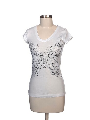 LC Waikiki T-shirt %70 İndirimli.