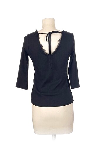 l Beden PreLoved Bluz %70 İndirimli.