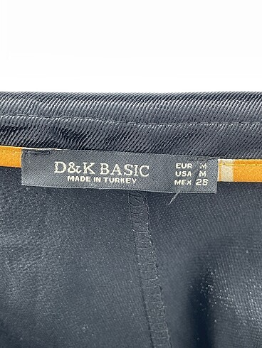 m Beden siyah Renk Vintage Love Düz Kesim %70 İndirimli.