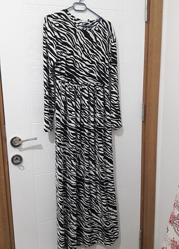 Diğer uzun elbise zebra desenli