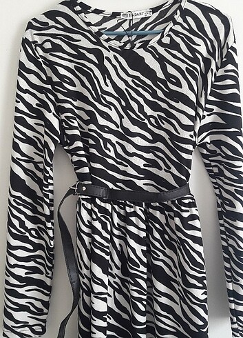 uzun elbise zebra desenli 