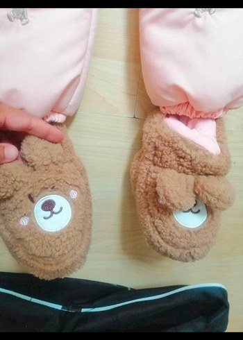 Kız Bebek Pembe Kapüşonlu Kar Tulumu - Görsel 4