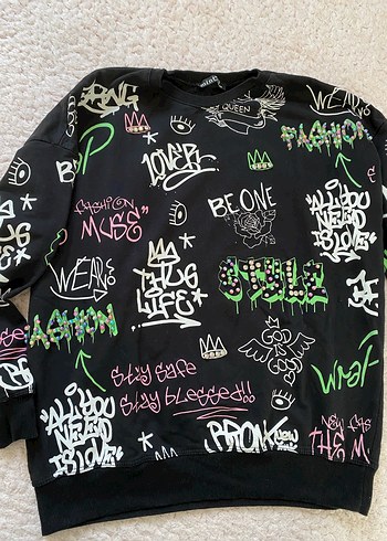 Siyah Baskılı Oversize Sweatshirt