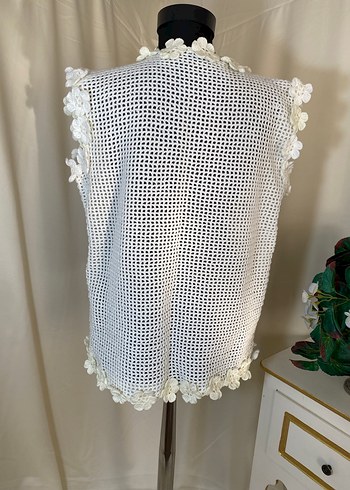 El Yapımı Beyaz Çiçekli Bohem Yelek. - Görsel 3