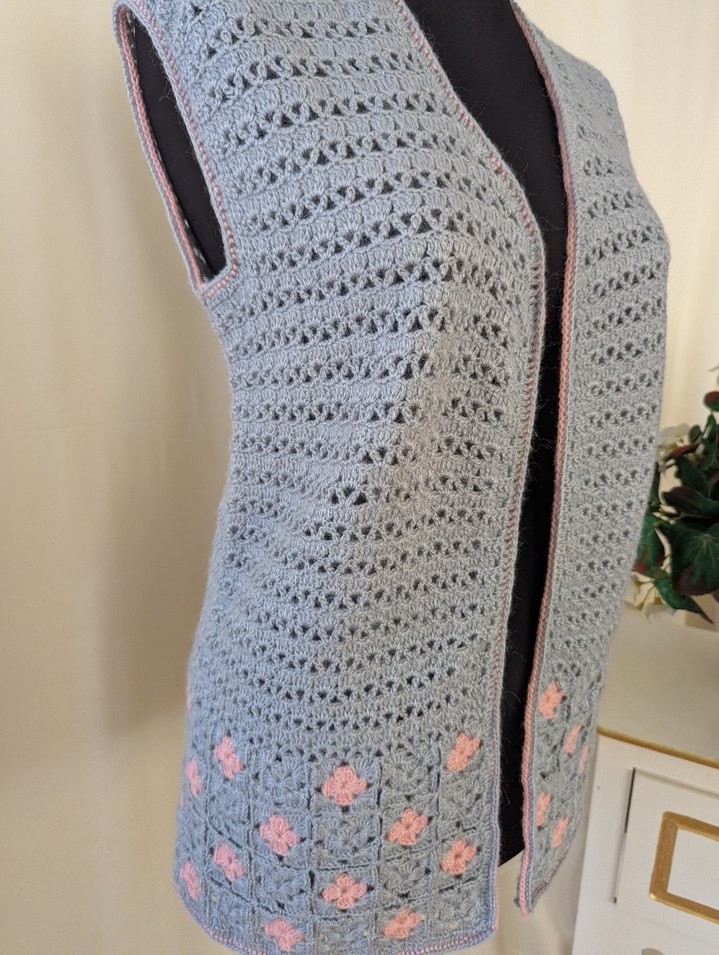 Gri Örgü V Yaka Uzun Kadın Yelek - Görsel 3