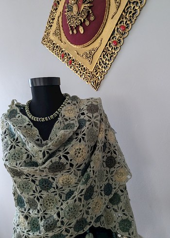 Bohem Tarz Gri-Haki Örgü Kadın Şal - Görsel 2