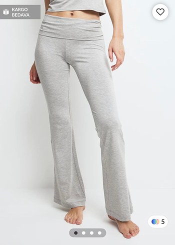 Gri Kısa Kollu Kadın Spor Tişörtü ve İspanyol paça pantolon - Görsel 2