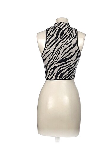 xs Beden Bershka Bluz %70 İndirimli.