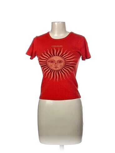 Diğer T-shirt %70 İndirimli.