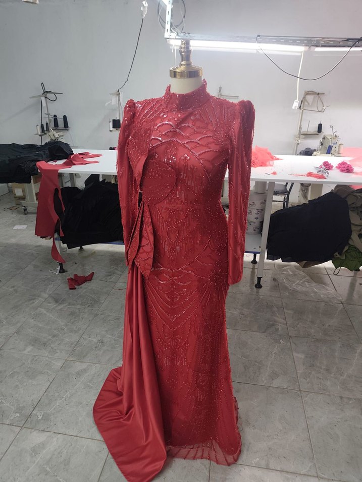 Kırmızı Uzun Kollu Drapeli Abiye Elbise - Görsel 2