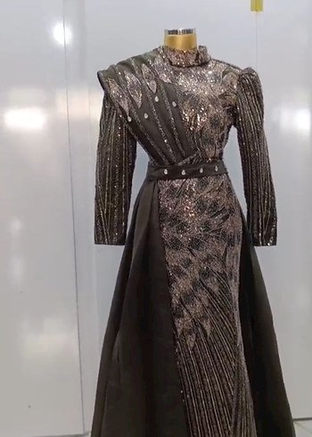 Yeşil İşlemeli Uzun Abiye Elbise - Görsel 9