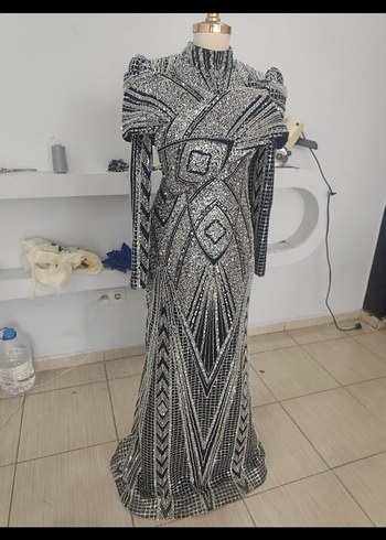 Yeşil İşlemeli Uzun Abiye Elbise - Görsel 6