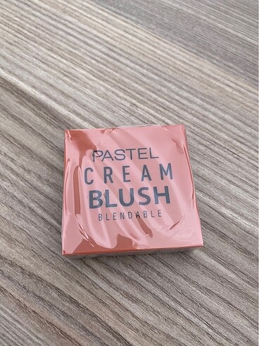 Pastel Pastel Cream Blush