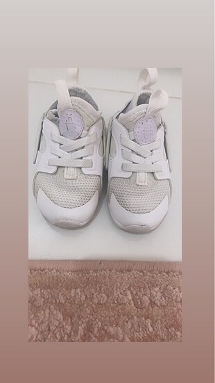 22 Beden Çocuk Spor ayakkabı