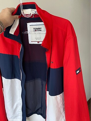 Tommy Hilfiger mont