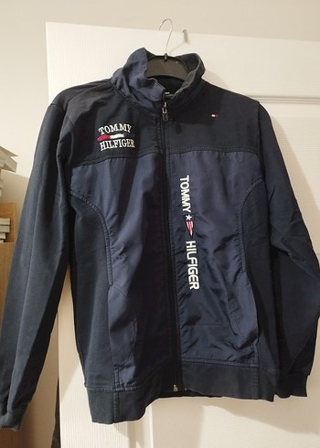 Tommy Hilfiger 10 Yaş