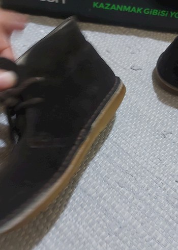 Gri Minimalist Erkek Ayakkabı Bağcığı - Görsel 2