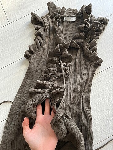 Zara Zara fırfırlı bluz
