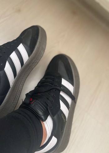 Adidas 37