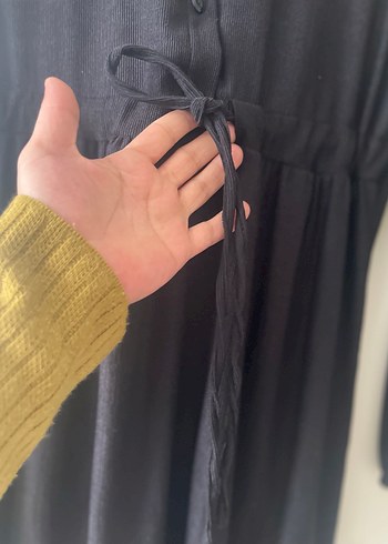 Düğmeli Siyah Uzun Keten Elbise - Görsel 5