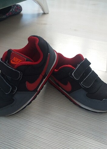 Orjinal Nike cocuk spor