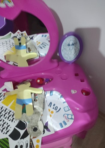 Pembe Barbie Çocuk Oyun Masası ve Taburesi - Görsel 7