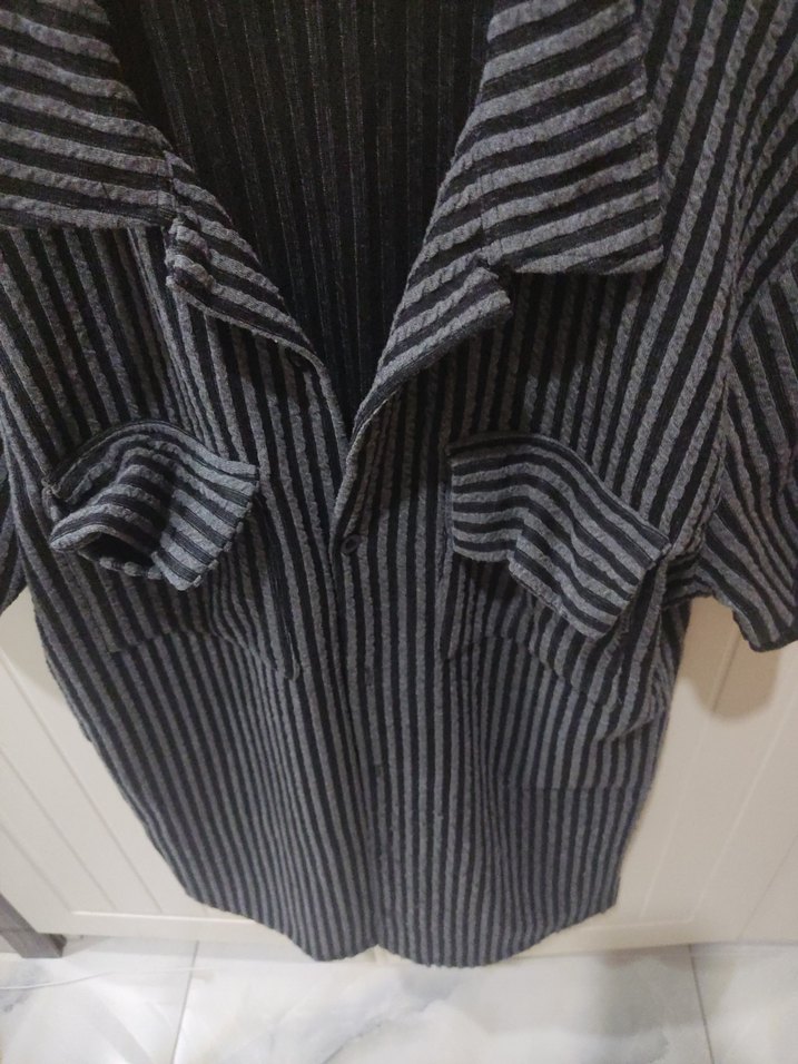 Düğmeli Gri Kısa Kollu Erkek Gömlek - Görsel 3