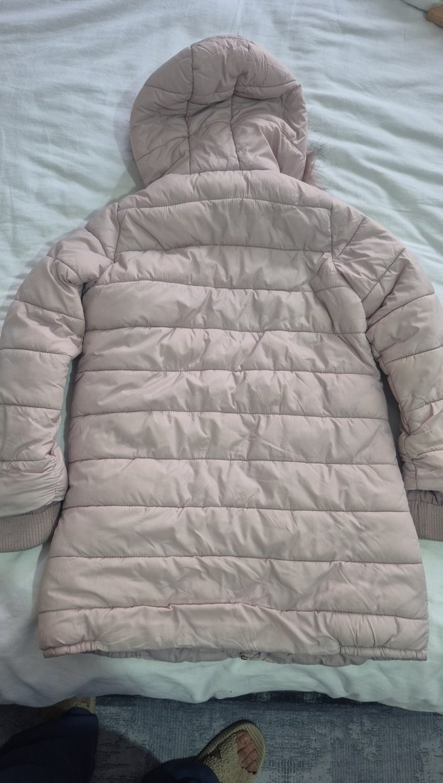 Kız Çocuk Bej Kürklü Mont - Görsel 3