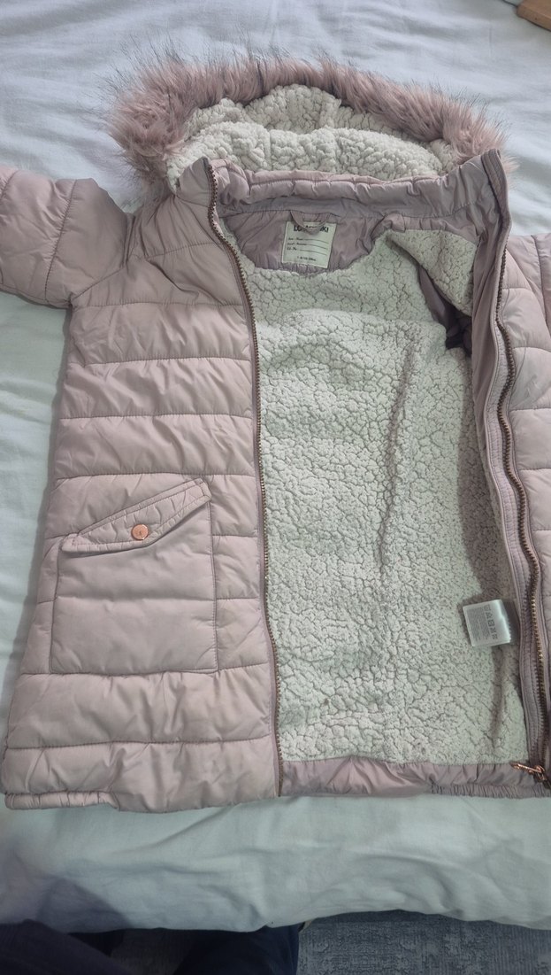 Kız Çocuk Bej Kürklü Mont - Görsel 4