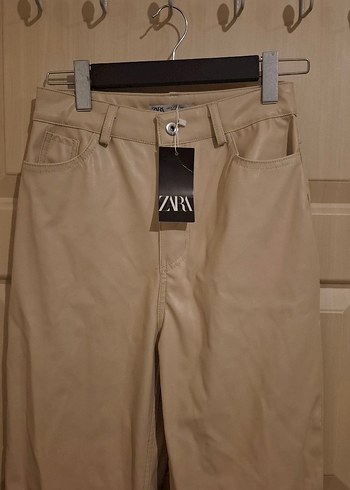 Zara ZARA Bej Deri Midi Kadın Pantolon