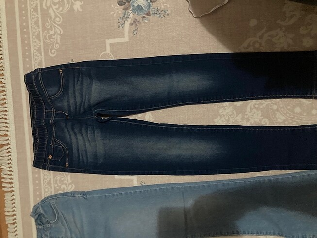10 Yaş Beden 2 adet kız çocuk jean pantolon