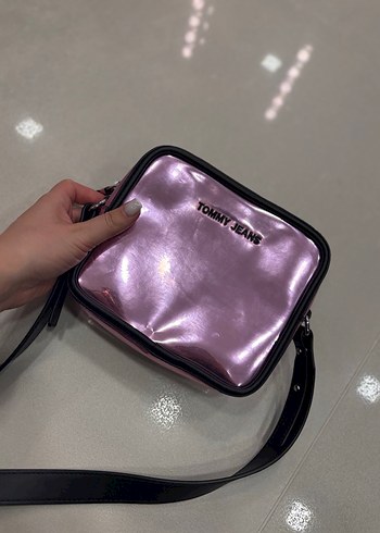 Pembe Parlak Tommy Jeans Kadın Çapraz Çanta - Görsel 4