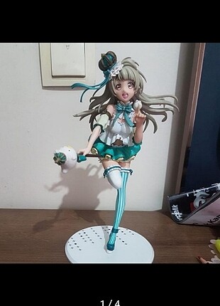Kotori minami love life