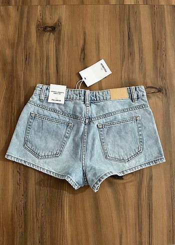 Pull&Bear taşlı mini jean şort - Görsel 5